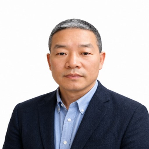 雷世民头像